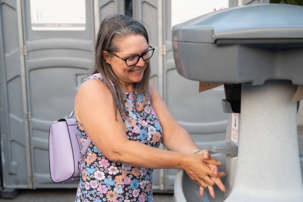 Porta potty rental for outdoor events in Parkwood, WA